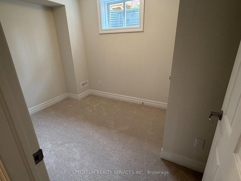 51 - 620 Colborne Street W