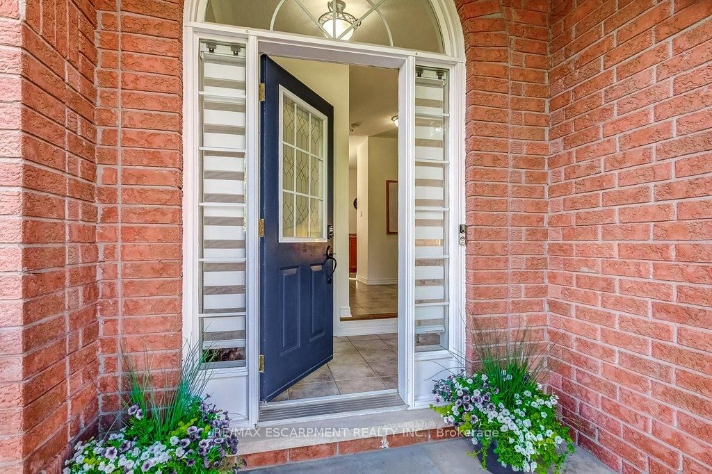 178 Chudleigh Street • Hamilton, ON photo 3