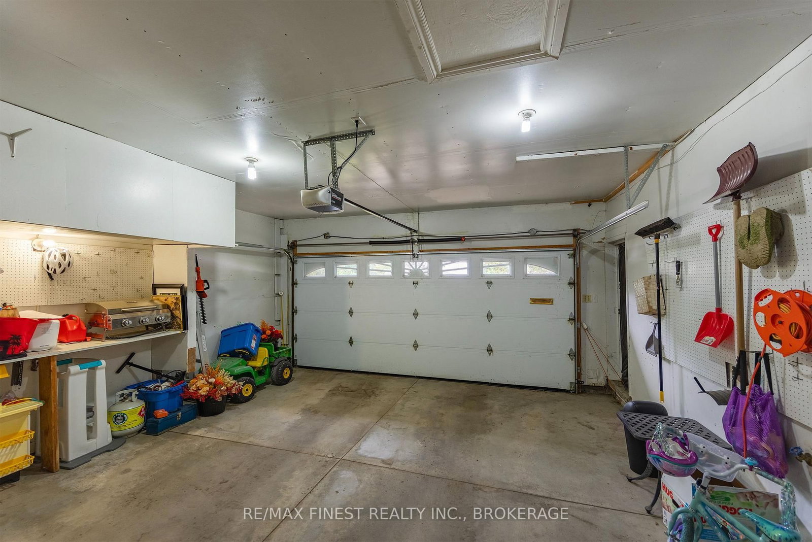 Listing Image 49