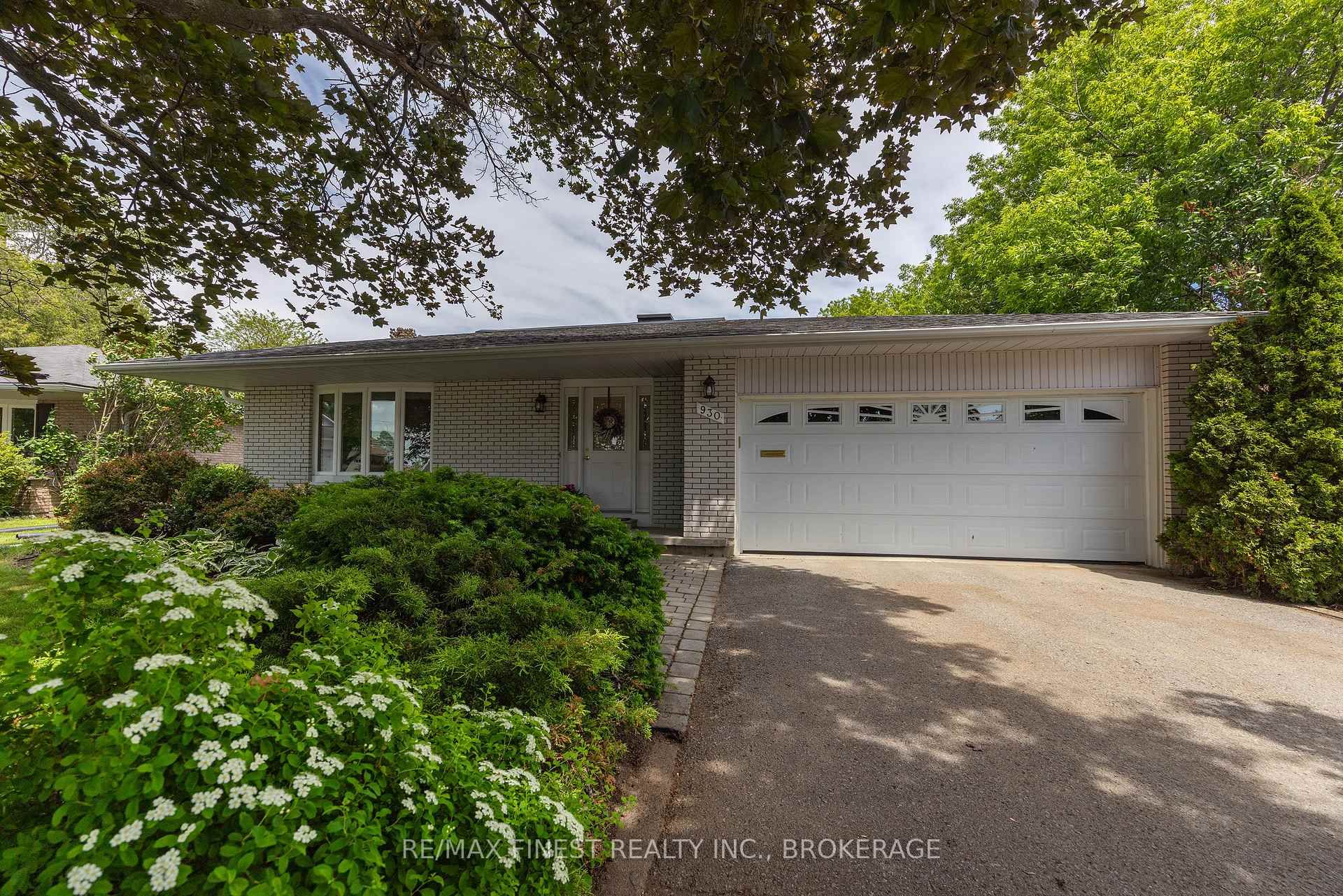 930 Brodie Avenue