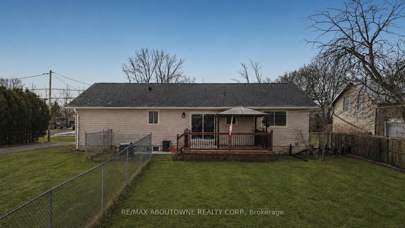 12 W Main Street • Haldimand, ON photo 2