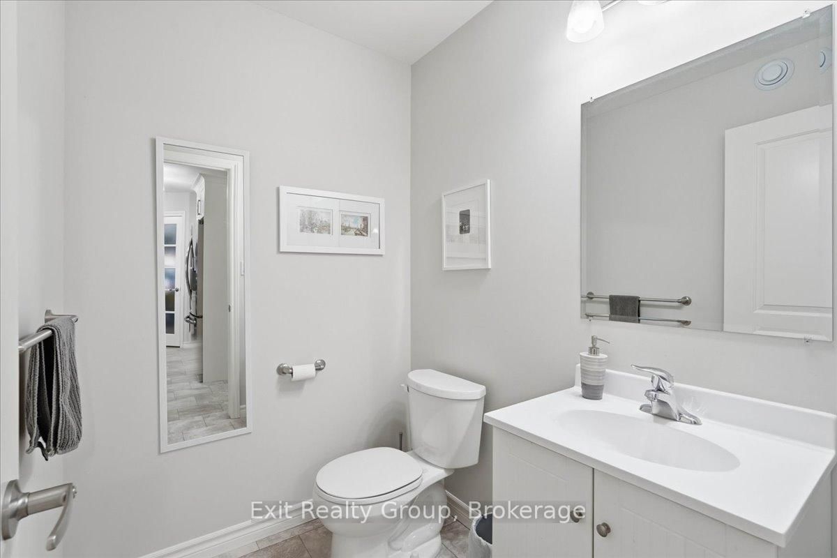 30 Sandhu Crescent • Belleville, ON photo 10