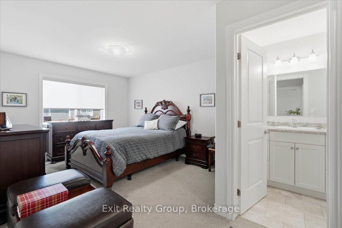 30 Sandhu Crescent • Belleville, ON photo 12