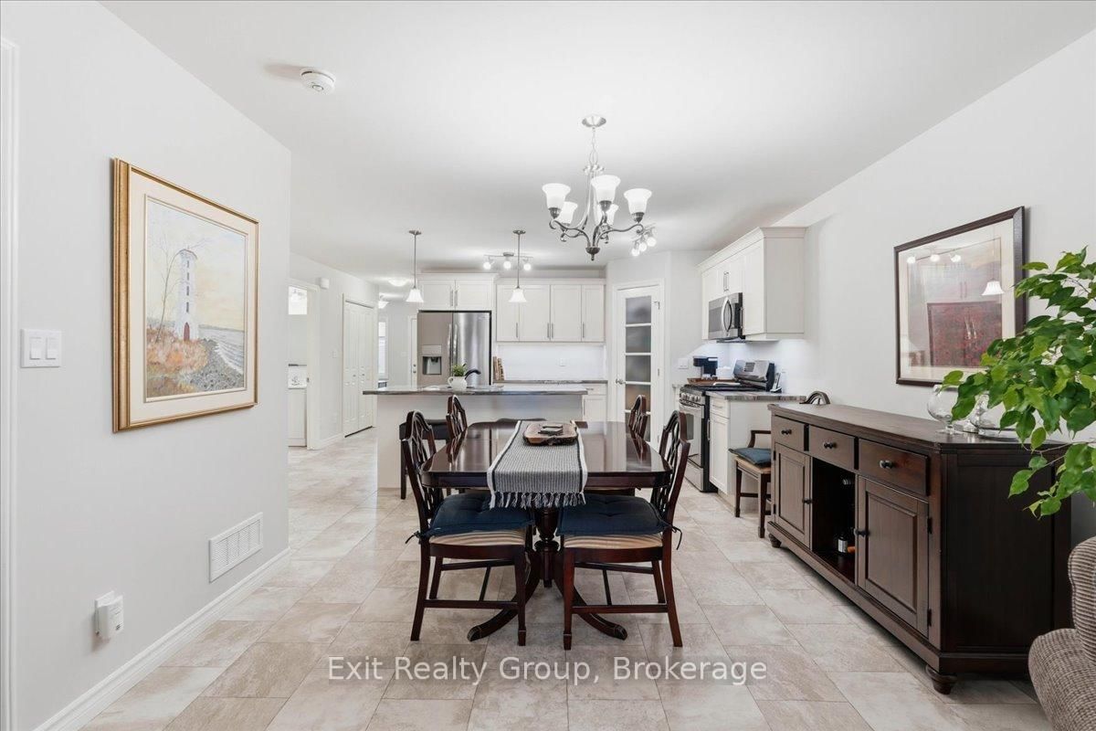 30 Sandhu Crescent • Belleville, ON photo 8