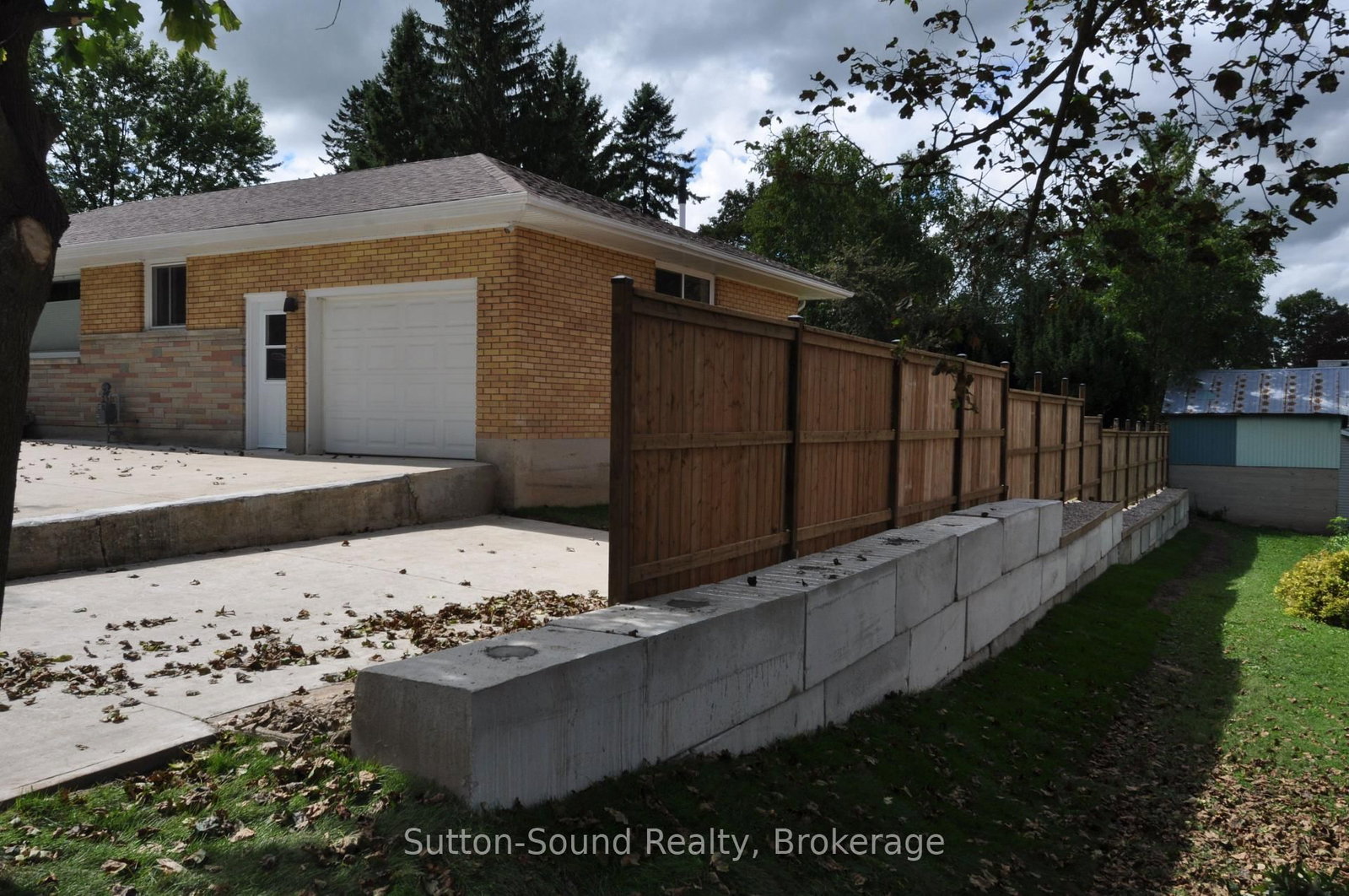 10 Brownlee Street S • South Bruce, ON photo 3