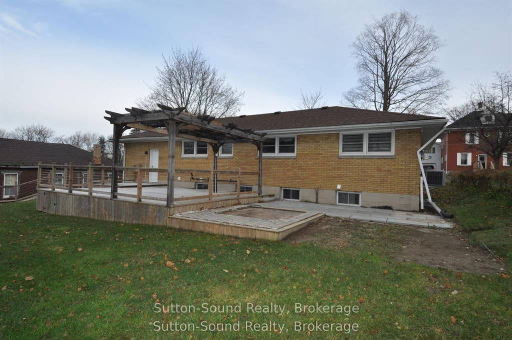 10 Brownlee Street S • South Bruce, ON photo 4