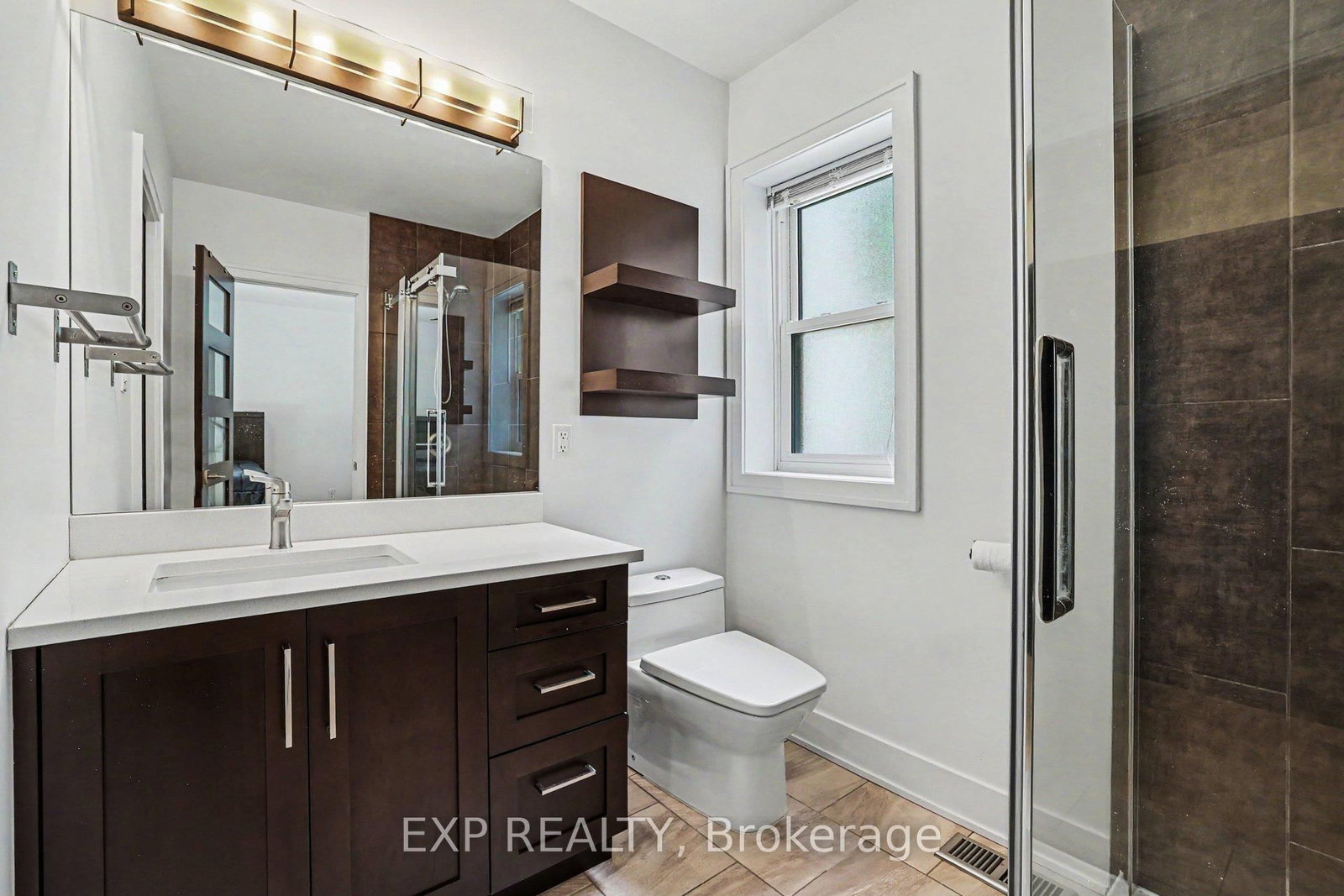 62 Young Street • Ottawa, ON photo 31