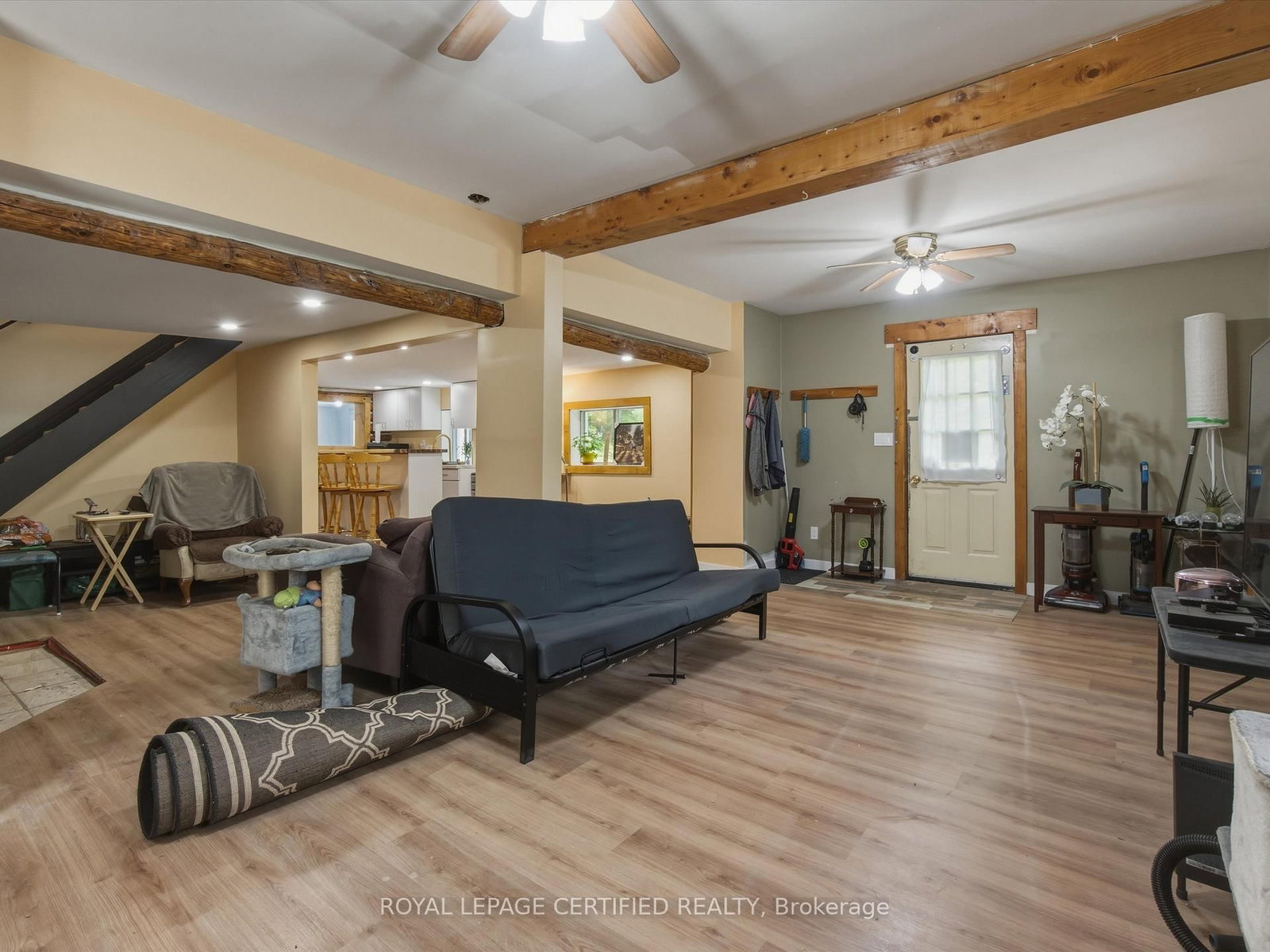 240 Britannia Road • Huntsville, ON photo 7