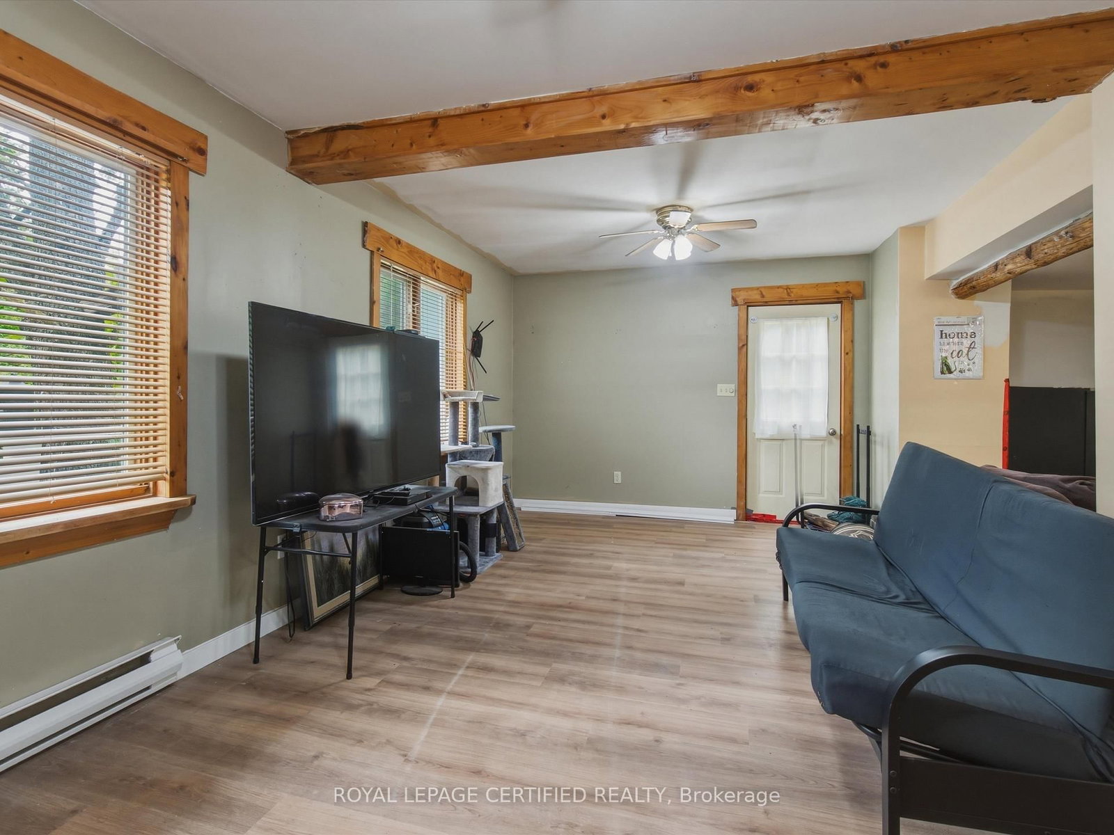 240 Britannia Road • Huntsville, ON photo 9