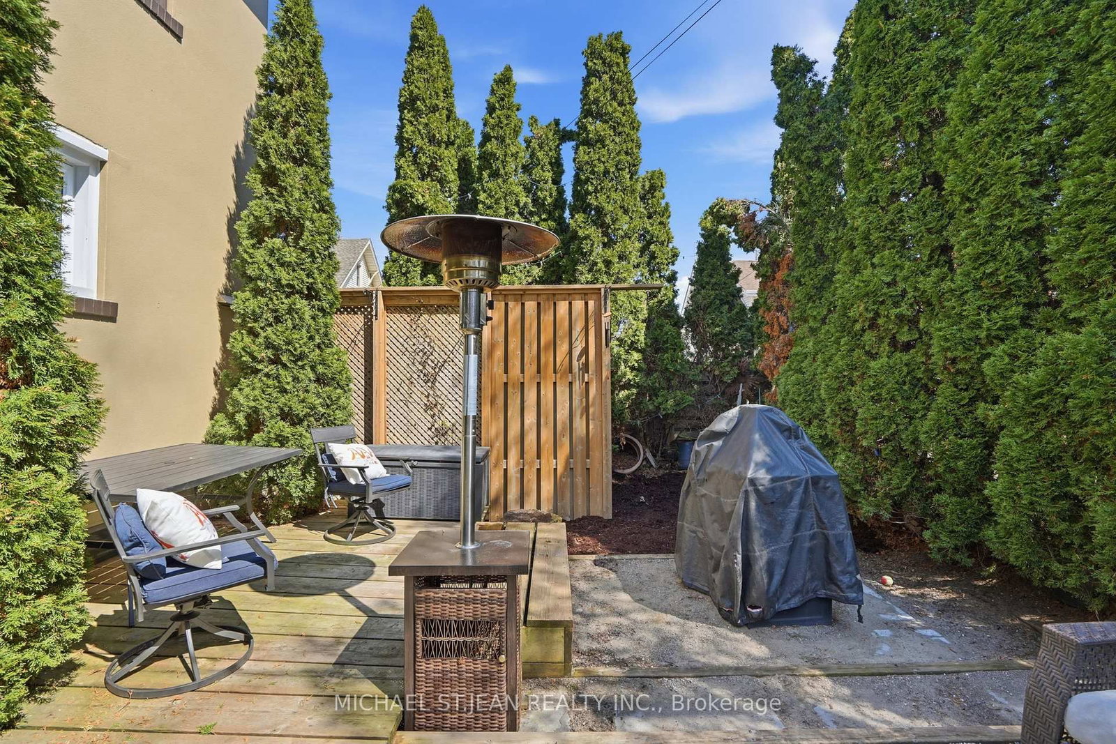 5056 Fourth Avenue • Niagara Falls, ON photo 32