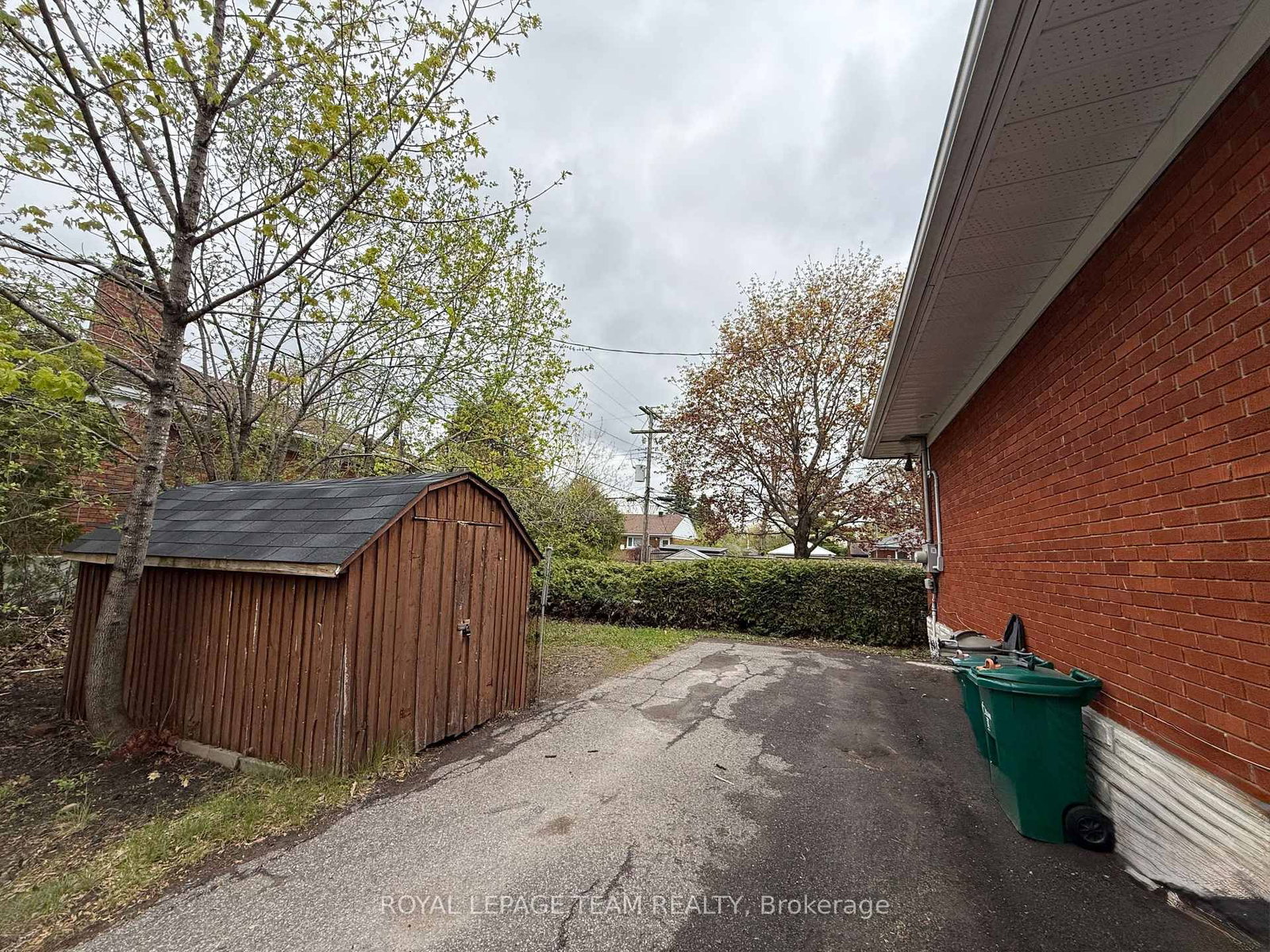1627 CHAUCER Avenue • #1 & 2 • Ottawa, ON photo 26