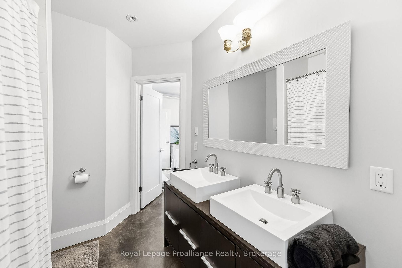 1646 Harriet Lane • Selwyn, ON photo 21