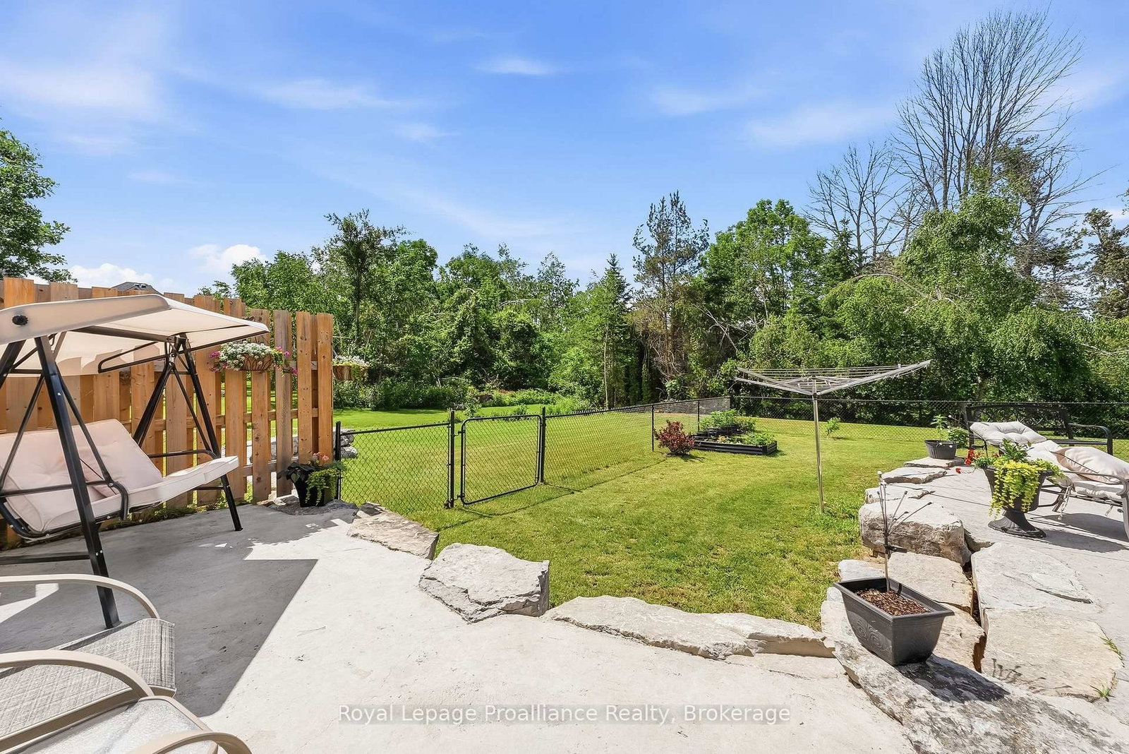 1646 Harriet Lane • Selwyn, ON photo 37