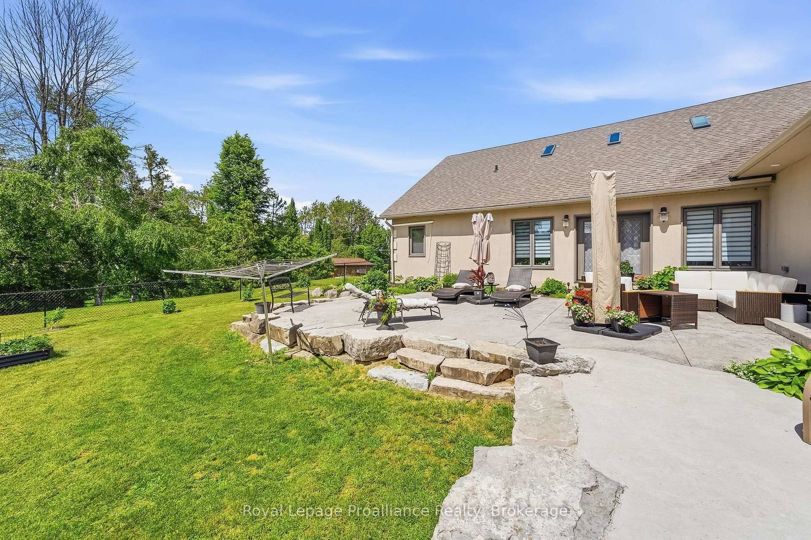 1646 Harriet Lane • Selwyn, ON photo 41