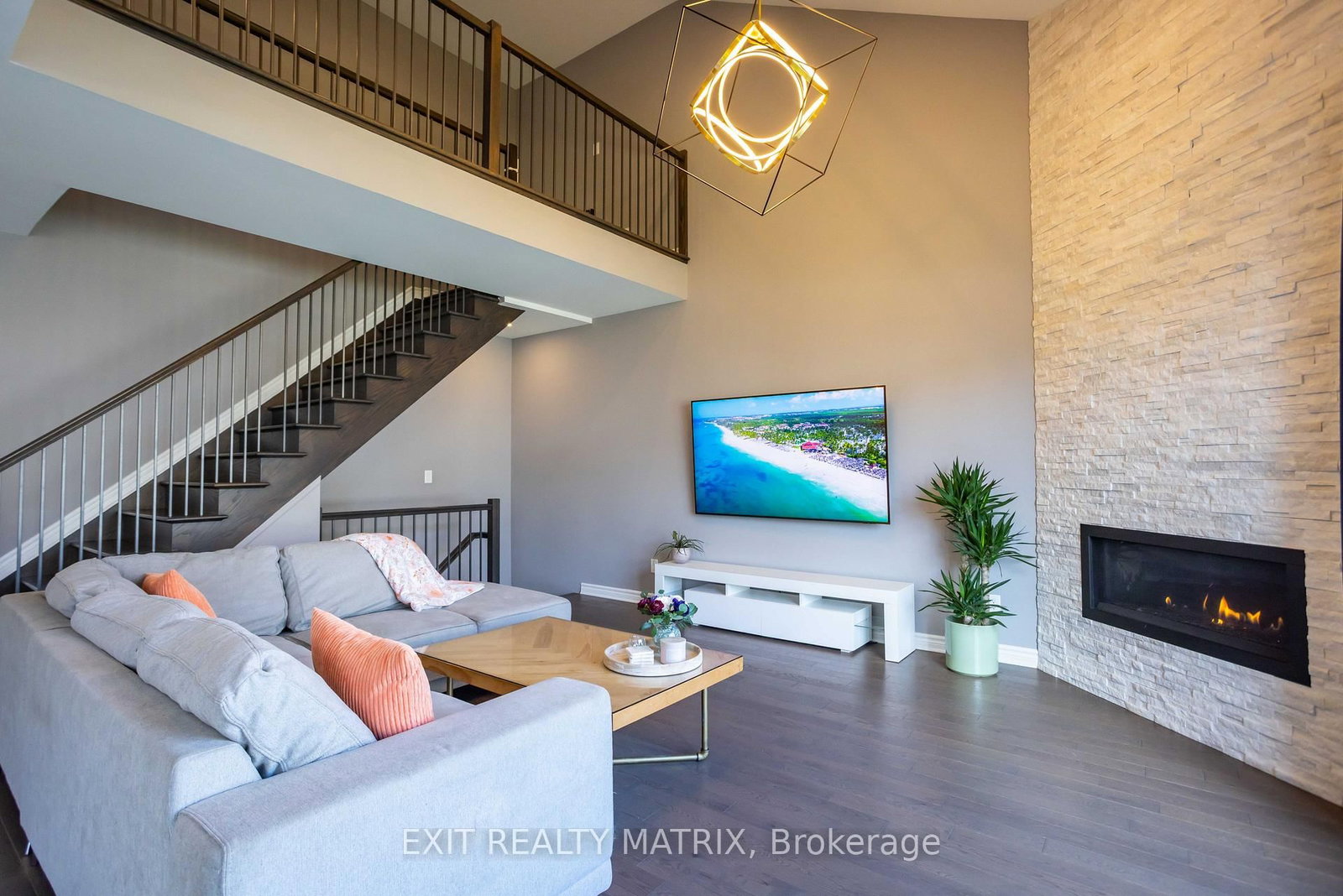 857 Cologne Street • Russell, ON photo 12