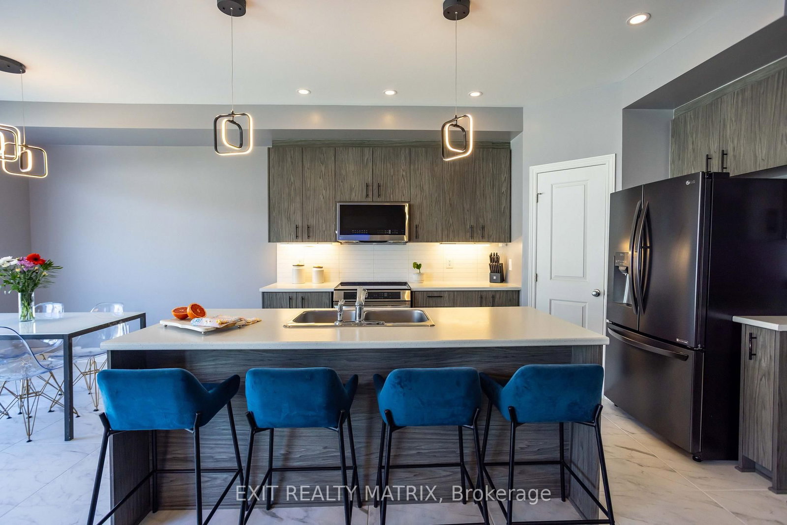 857 Cologne Street • Russell, ON photo 8