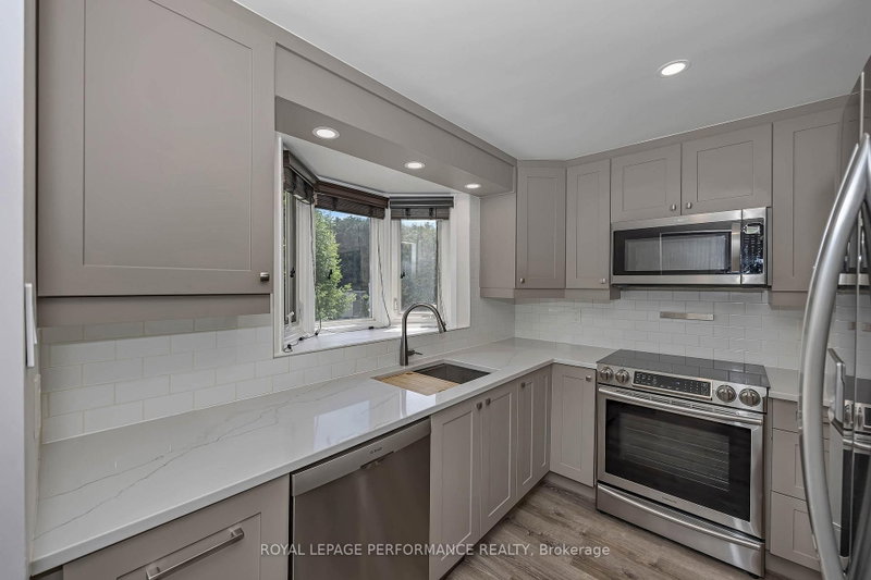 A - 1780 Lamoureux Drive