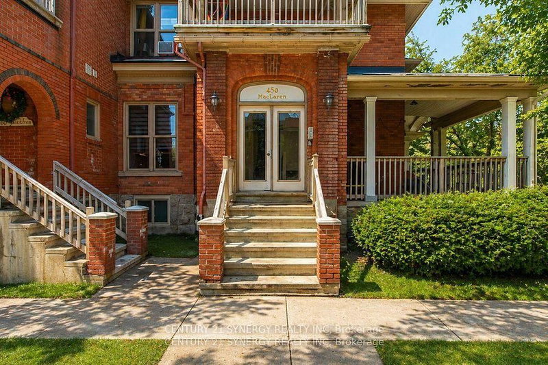 home for lease on 10-450 Maclaren Street