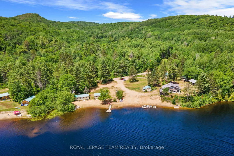 682 Long Lake Road