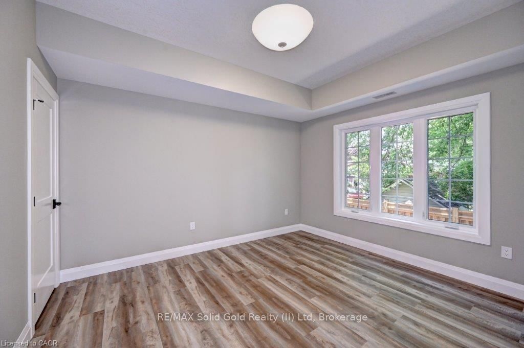 33 Murray Court • #1 • Perth East, ON photo 21