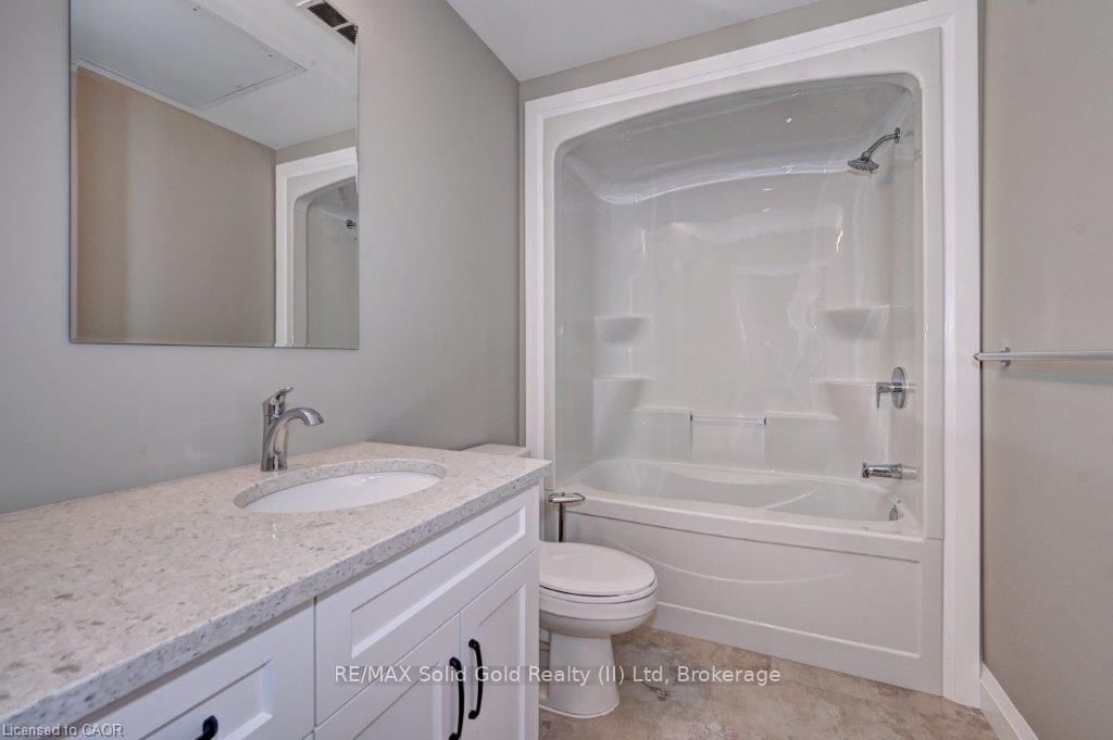 33 Murray Court • #1 • Perth East, ON photo 22