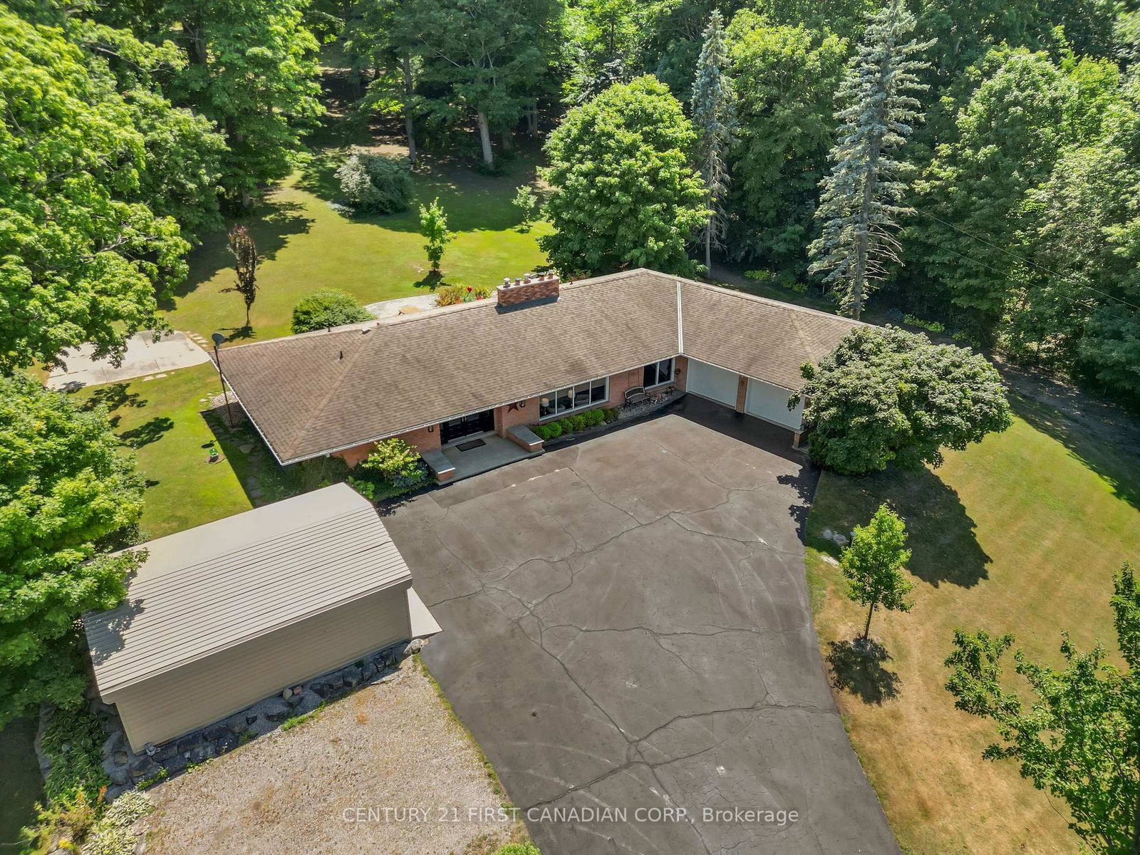 14519 Elginfield Road • Middlesex Centre, ON photo 2