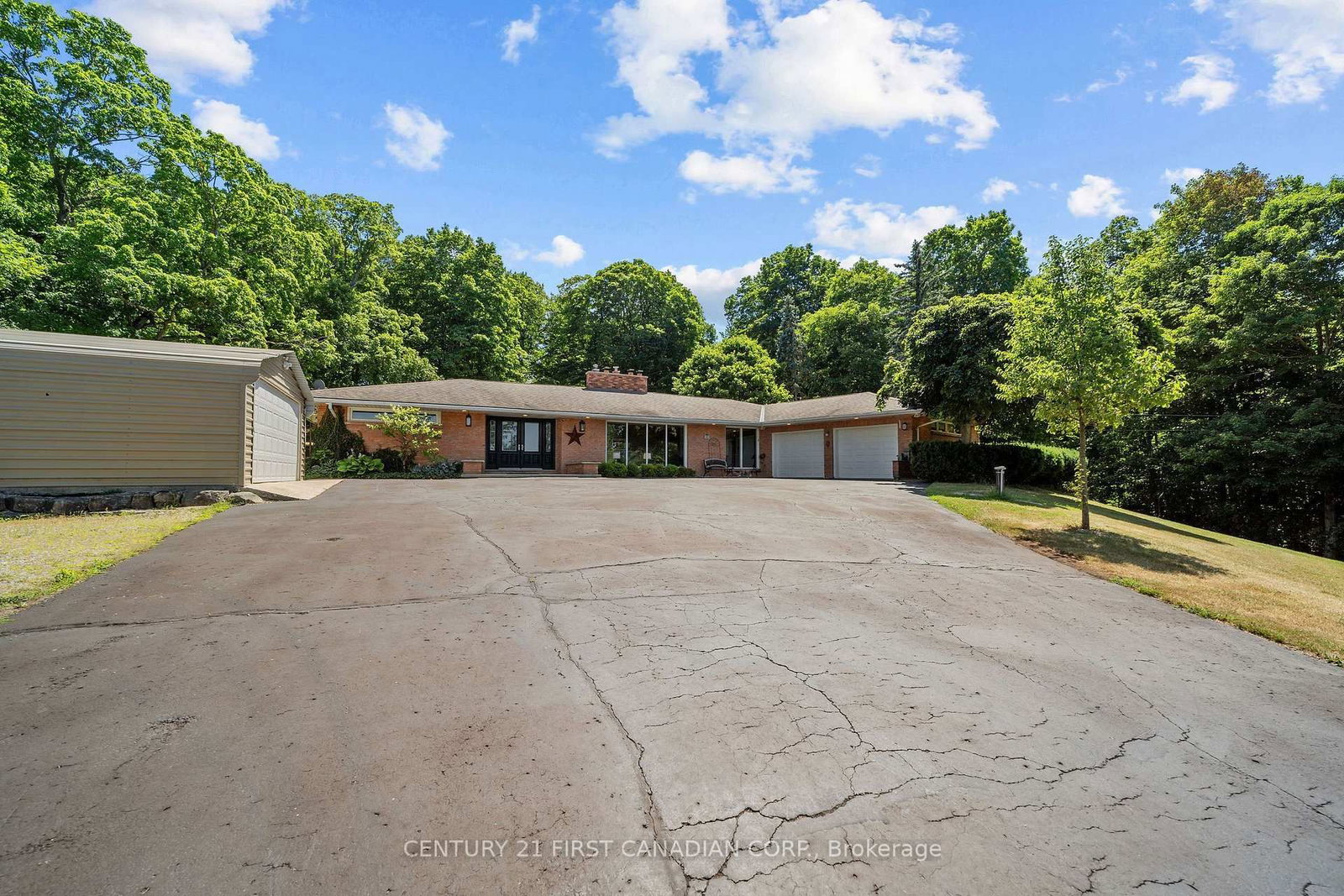 14519 Elginfield Road • Middlesex Centre, ON photo 4