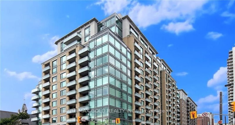 home for sale on 407-238 Besserer Street