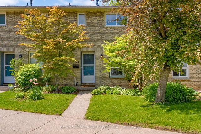 32 - 75 Ventura Drive