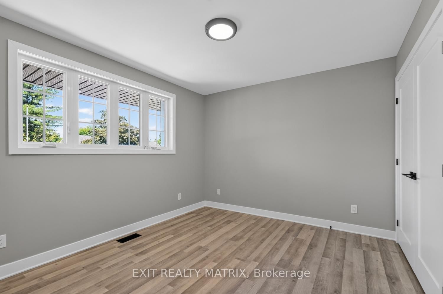 3297 Wayne Street • Osgoode, ON photo 20