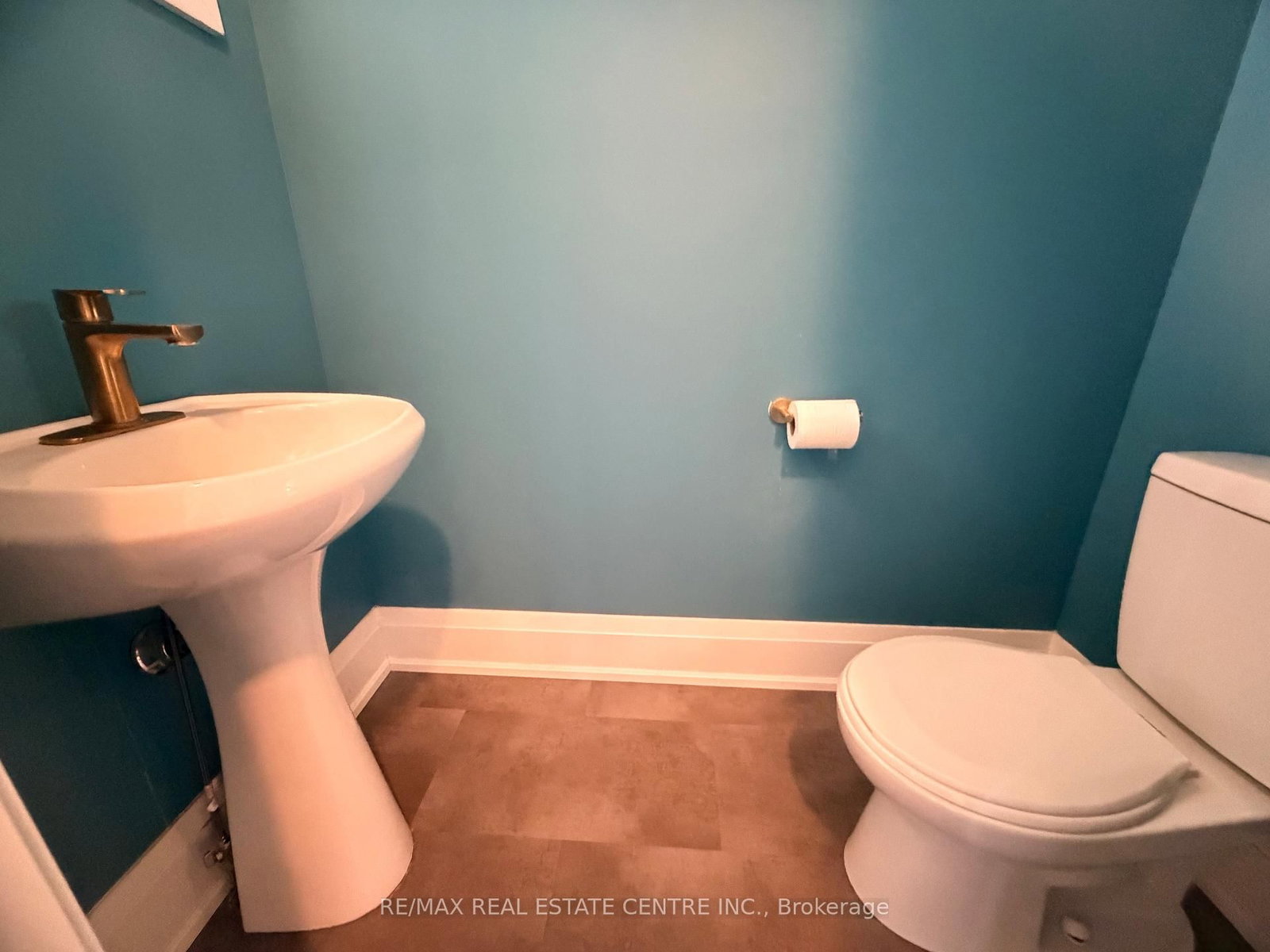 34 Woodridge Drive • Guelph, ON photo 14
