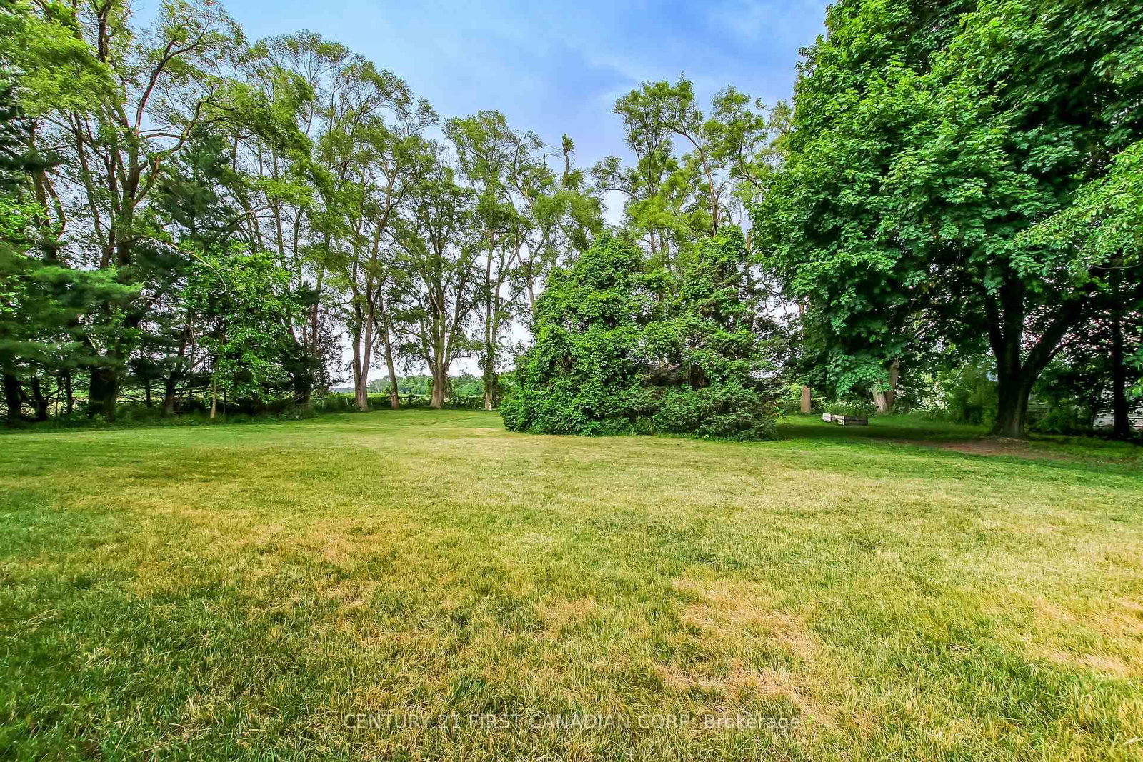 6892 Century Drive • Strathroy-Caradoc, ON photo 26
