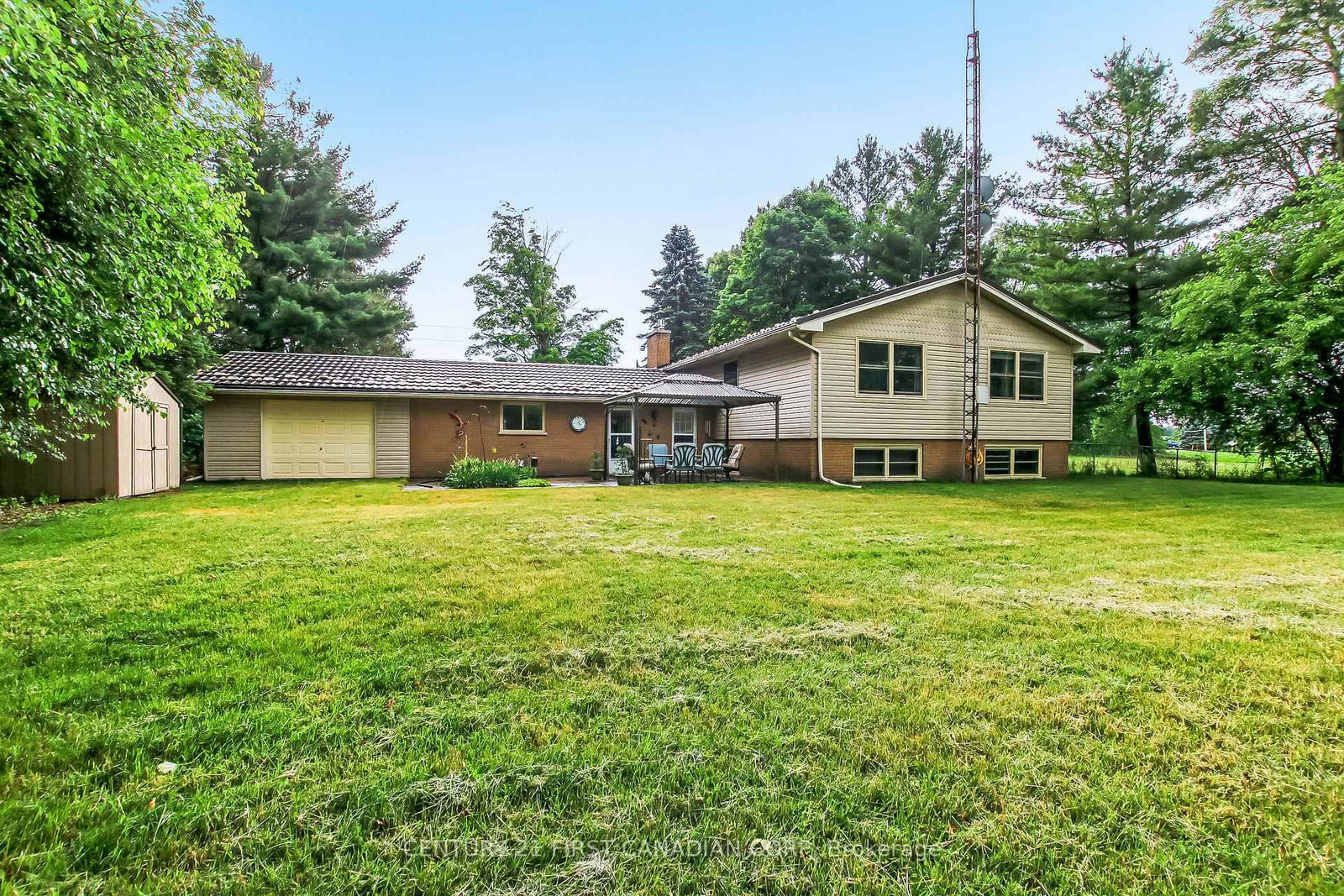 6892 Century Drive • Strathroy-Caradoc, ON photo 30