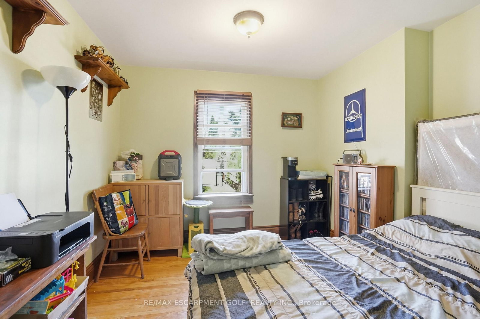 Listing Image 20