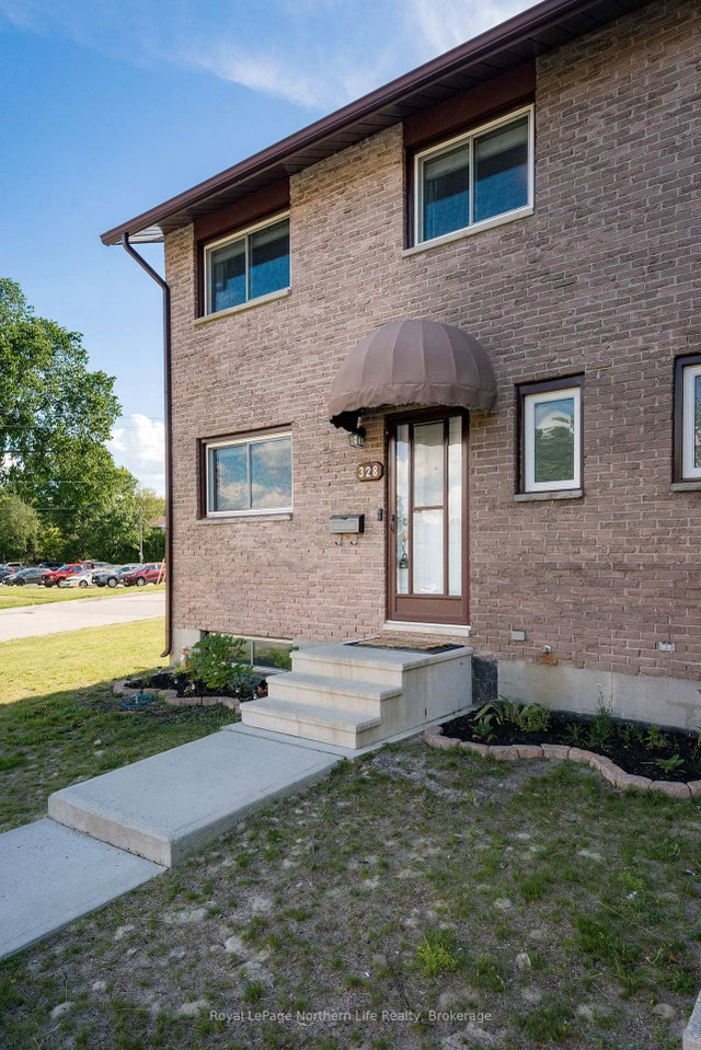 1 - 328 Wickstead Avenue