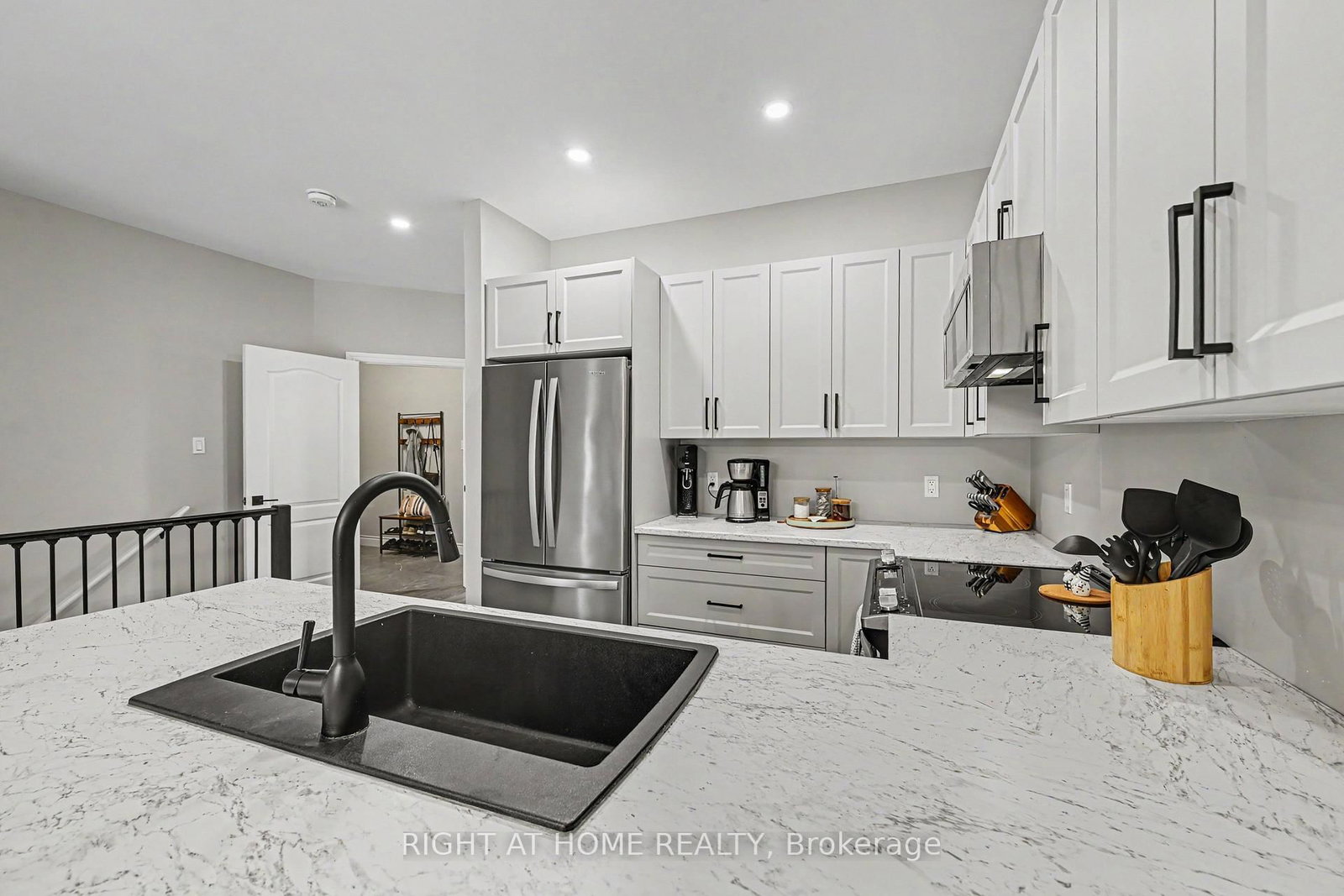 306 Forestview Crescent • Renfrew, ON photo 12