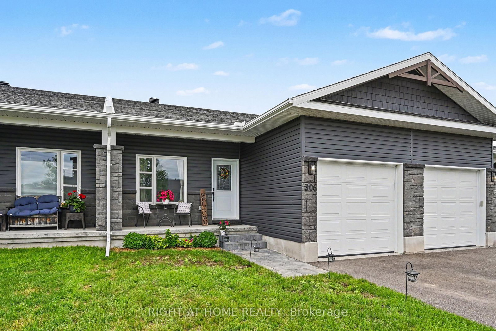 306 Forestview Crescent • Renfrew, ON photo 2
