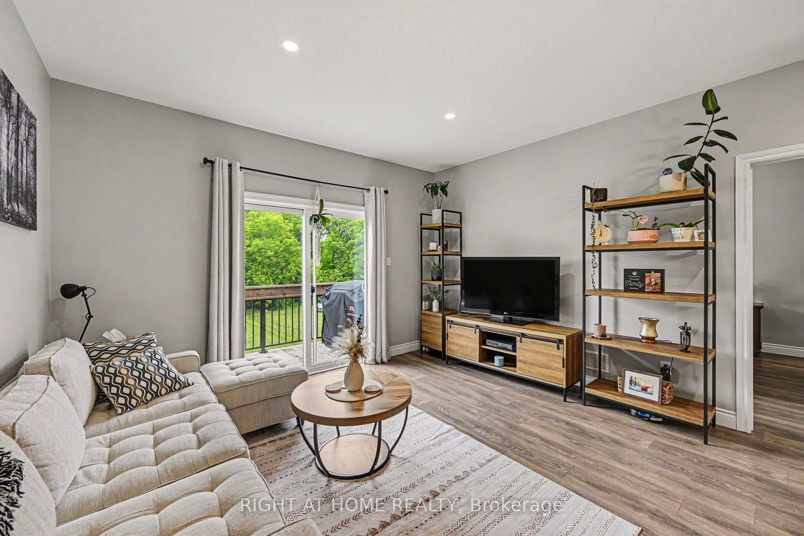 306 Forestview Crescent • Renfrew, ON photo 7