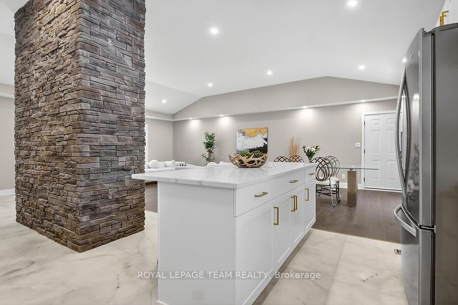 6636 MARINA Drive • Manotick, ON photo 10