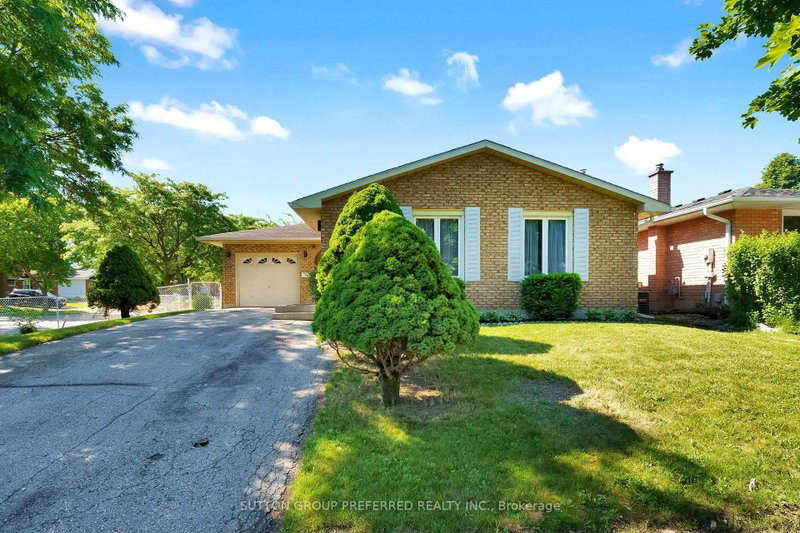 1 Ponderosa Crescent