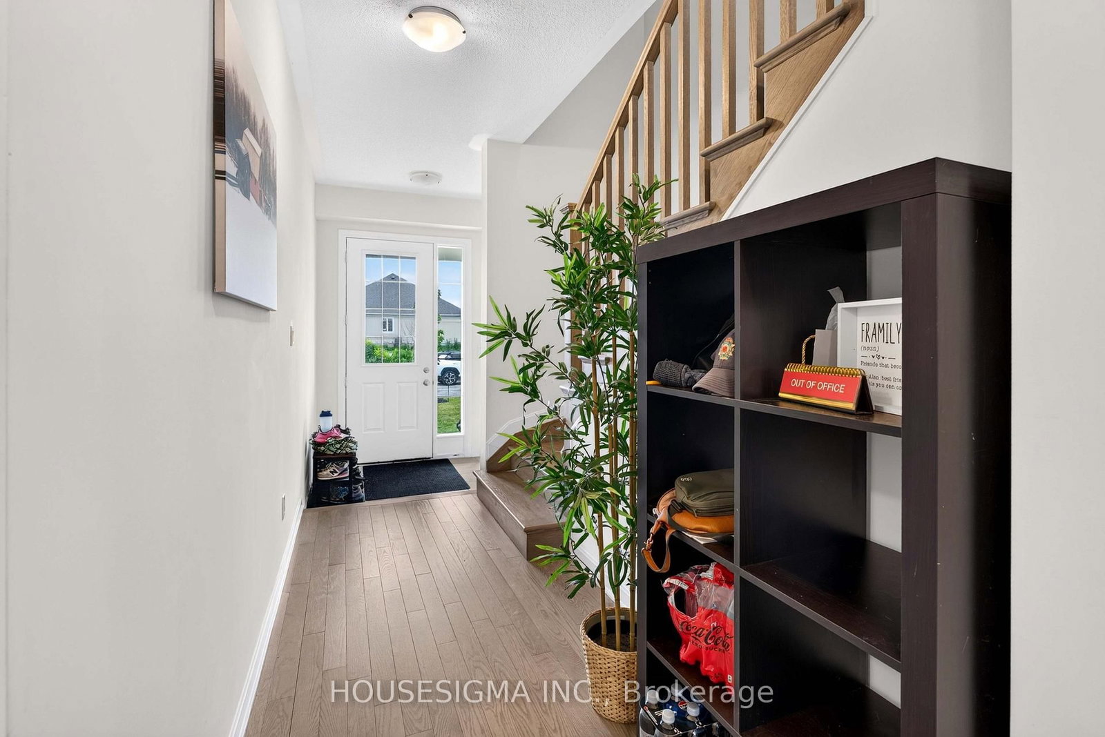 32 Oakmont Drive • Loyalist, ON photo 16