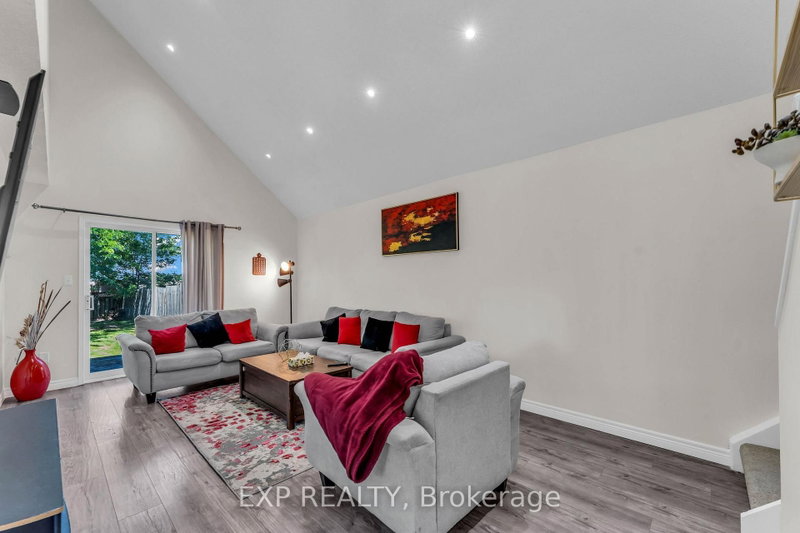 5187 Mulberry Dr photo 5