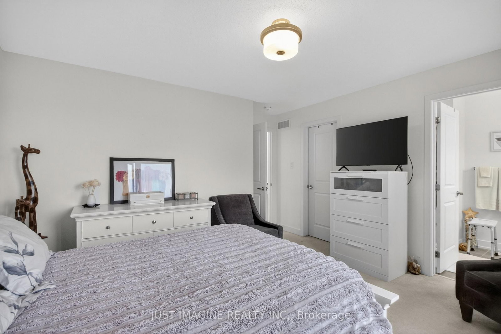 311 Ibanez Walk • Ottawa, ON photo 28