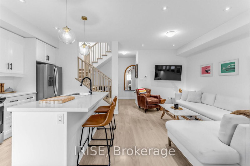 82 - 10 Birmingham Drive