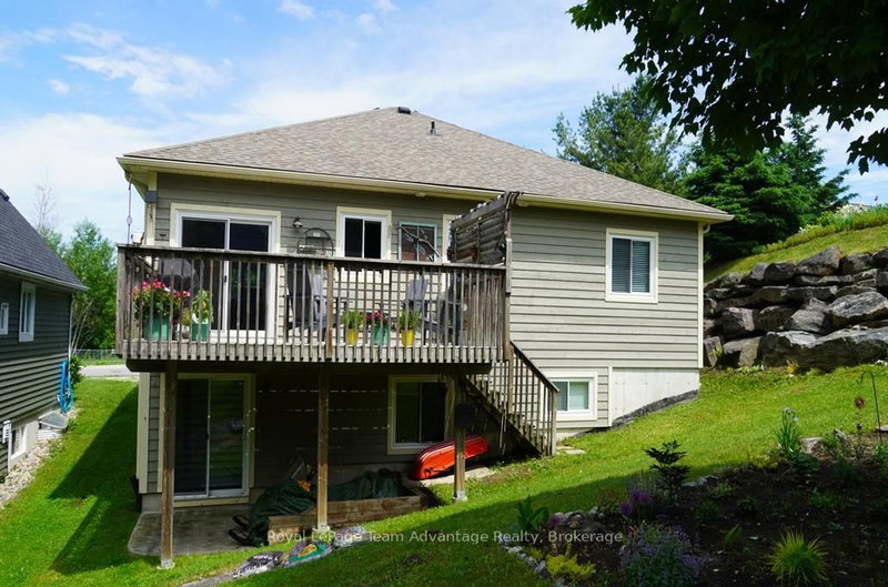40 Winnifred Avenue E