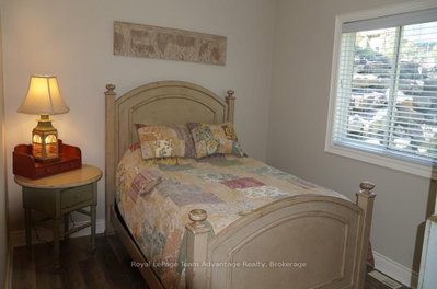 40 E Winnifred Avenue • Parry Sound, ON photo 9