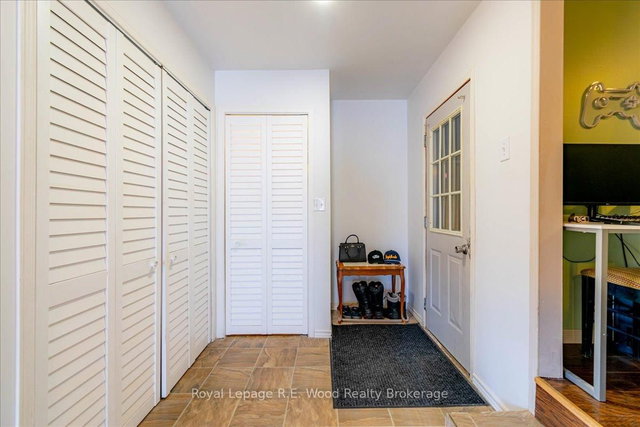 44 Stover Street N