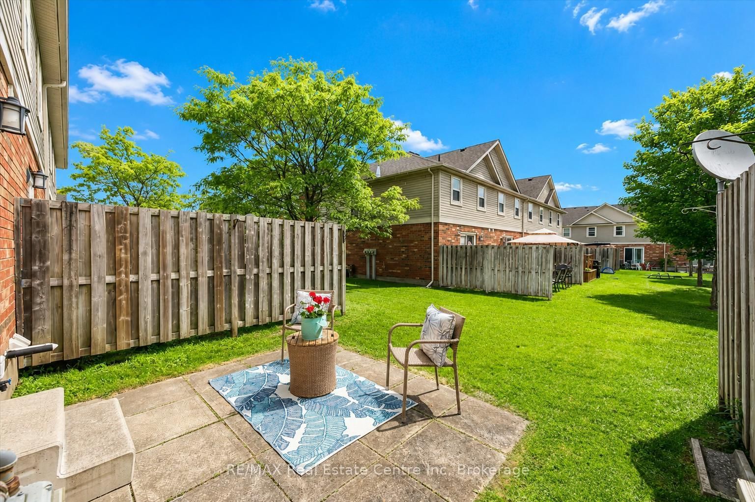 124 GOSLING Gardens • #44 • Guelph, ON photo 14
