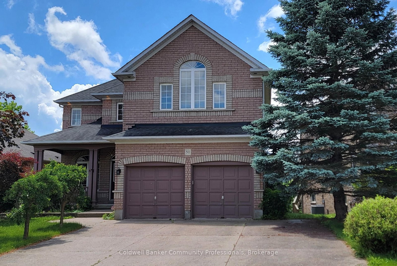 Detached House sold at 50 Winegarden Trail, Hamilton, Ontario, L9H 7M2 - Dundas - MLS: X13458024