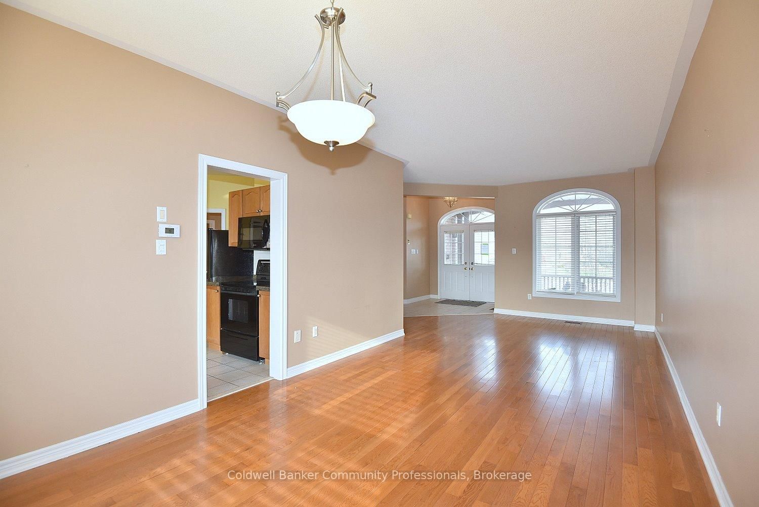 Detached House sold at 50 Winegarden Trail, Hamilton, Ontario, L9H 7M2 - Dundas - MLS: X13458024